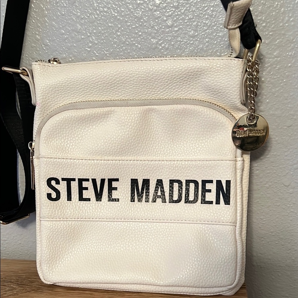 Steve Madden Cream Crossbody Bag